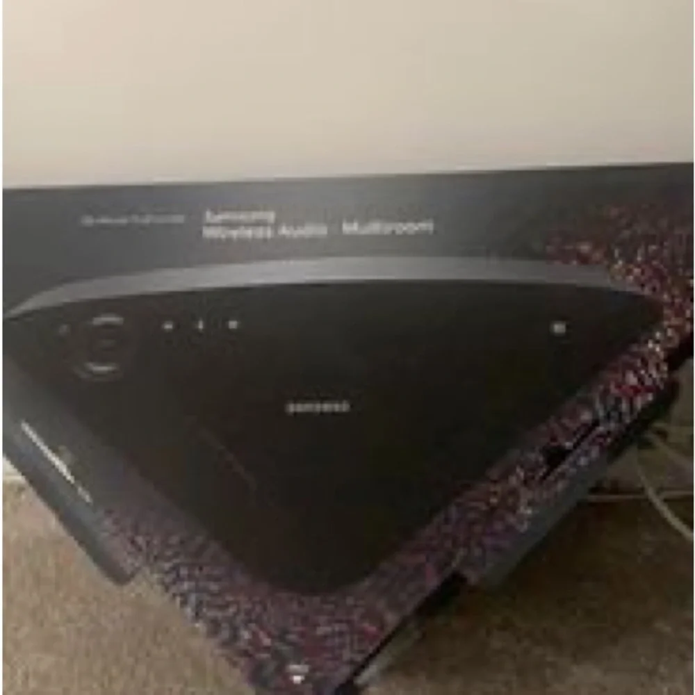 Samsuns wireless speaker brand new